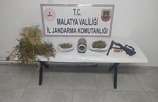 Malatya’da 2 kilo kubar esrar ele geçirildi