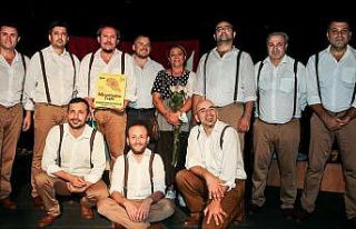 Maltepe Belediye Tiyatrosu Ukrayna’daki tiyatro...