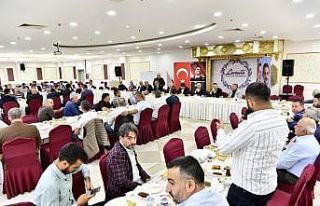 Mamak Belediye Başkanı Köse müteahhitler ile bir...