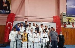 Manisalı görme engelli judocular Türkiye şampiyonu