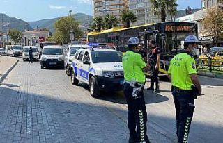 Market çalışanlarına bıçak çeken hırsızlık...