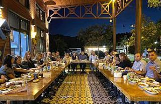 Marmara Kaymakamı Yüksel’e veda yemeği