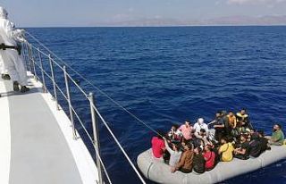 Marmaris’te 36 düzensiz göçmen kurtarıldı