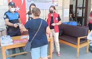 Mersin polisi, kentte gelen öğrencileri karşılıyor