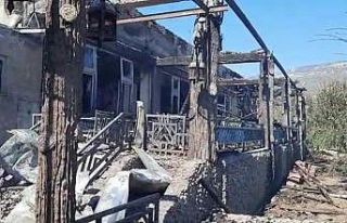 Mersin’de iki iş yerinde yangın