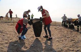 Mersin’de Suriye kaynaklı petrol sızıntısına...