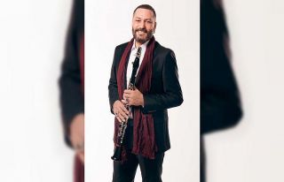 Mersinliler, Hüsnü Şenlendirici konserini ücretsiz...