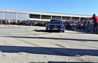 Modifiye araç tutkunları SMA hastası Ela bebek...