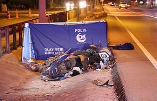 Motosikletli gencin feci ölümü