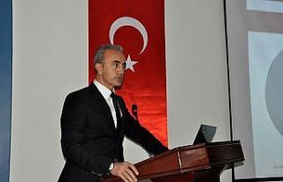 Müdür Çelik, 1 Ekim Yaşlılar Gününü kutladı