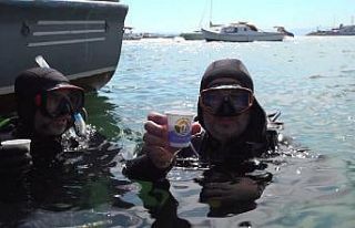 Müsilajdan arındırılan Tuzla’da denizde dalgıçların...