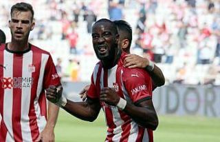 Mustapha Yatabare ligdeki ilk golünü attı