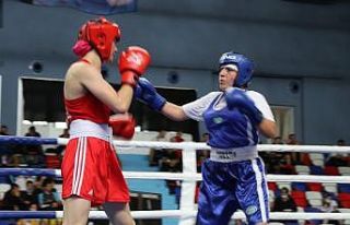 Nuri Eroğlu Büyük Erkekler ve Kadınlar Türkiye...