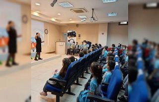 Öğrenciler kütüphane ile tanıştı