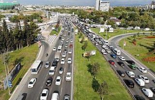 Okullar açıldı trafik kilitlendi..O anlar havadan...