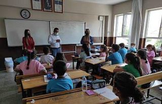 Okullar çocuk sesleriyle şenlendi