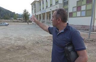 Okulunu kurtarmak isterken canından oluyordu