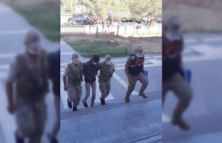 Olay yerine dönüp delilleri yok etmeye çalışınca...