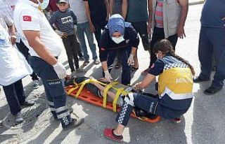 Otomobil çarptı kaçtı