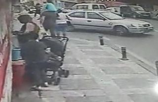 (Özel) Ataşehir’de el freni boşalan aracın apartman...