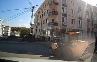 (Özel) Çekmeköy’de iş makinesi kepçesindeki...