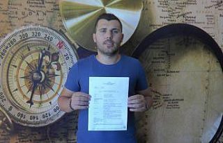 (Özel) Düğünde oynayarak çekim yapan kameramana...