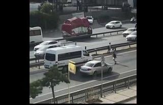 (Özel) E-5’te yola atlayıp karşıya geçmeye...