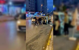 (Özel) Esenyurt’ta tiktok fenomenlerine laf attılar,...