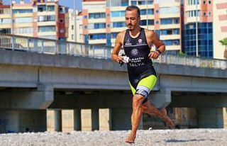 (ÖZEL) İş yerinde makas tutan eller yarışmalarda...