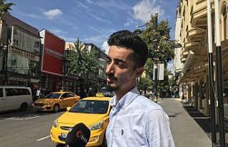 (ÖZEL) İstanbul’da taksiciden örnek davranış,...