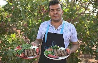(Özel) Şanlıurfa’da fıstık gibi kebap