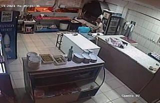 (ÖZEL) Ustabaşını bıçakla rehin alan garson,...