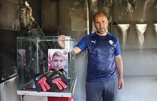 (ÖZEL)Yangında bir tek şehidin emanetleri ve Türk...