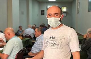 Para kazanmak için günde 40 bin adım atıyor