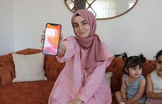 Pastadan 8 bin TL değerinde telefon çıktı