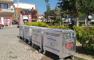 Pazaryeri’ne 57 adet çöp konteyneri geldi