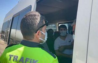 Polis bu defa aşı için durdurdu