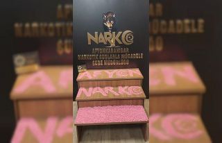 Polis operasyonunda 15 bin adet uyuşturucu hap ele...