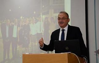 Prof. Dr. Zarifoğlu’na emeklilik töreni