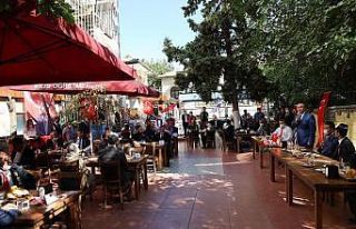 Protokol üyeleri gaziler ile kahvaltıda buluştu