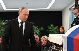 Putin, tatbikatta ölen Rus Bakan Ziniçev’in veda...