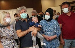 Rahim nakliyle dünyaya gelen ’Ömer Özkan’ bebek,...