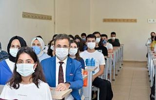 Rektör Çiçek Diş Hekimliği Fakültesi’nde ilk...