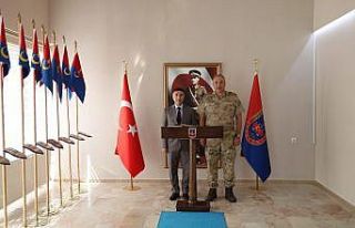 Rektör Demir Batman İl Jandarma Komutanı Kıdemli...