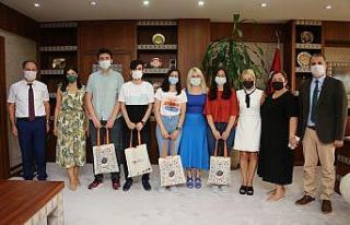 Rektör Özkan: “Tıbbı sadece hasta muayene etmek...