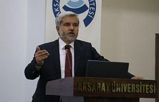 Rektör Şahin: “Vakıf, insanın dünyevi varlıklarla...