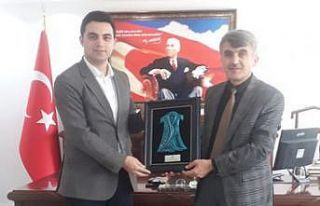 Rektör Uysal’dan, Çavdarhisar Kaymakamı Sirkeci’ye...