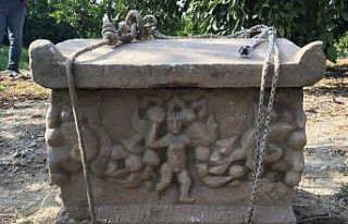 Roma dönemine ait lahiti satmaya çalışırken suçüstü...