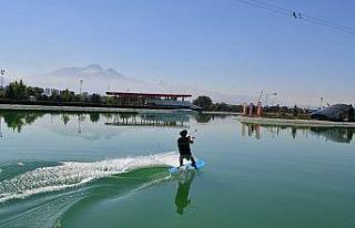 Rus turistler Büyükşehir Sukaypark’ı tercih...
