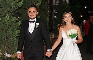 Sakarıya ve Benlice ailelerinin mutlu günü